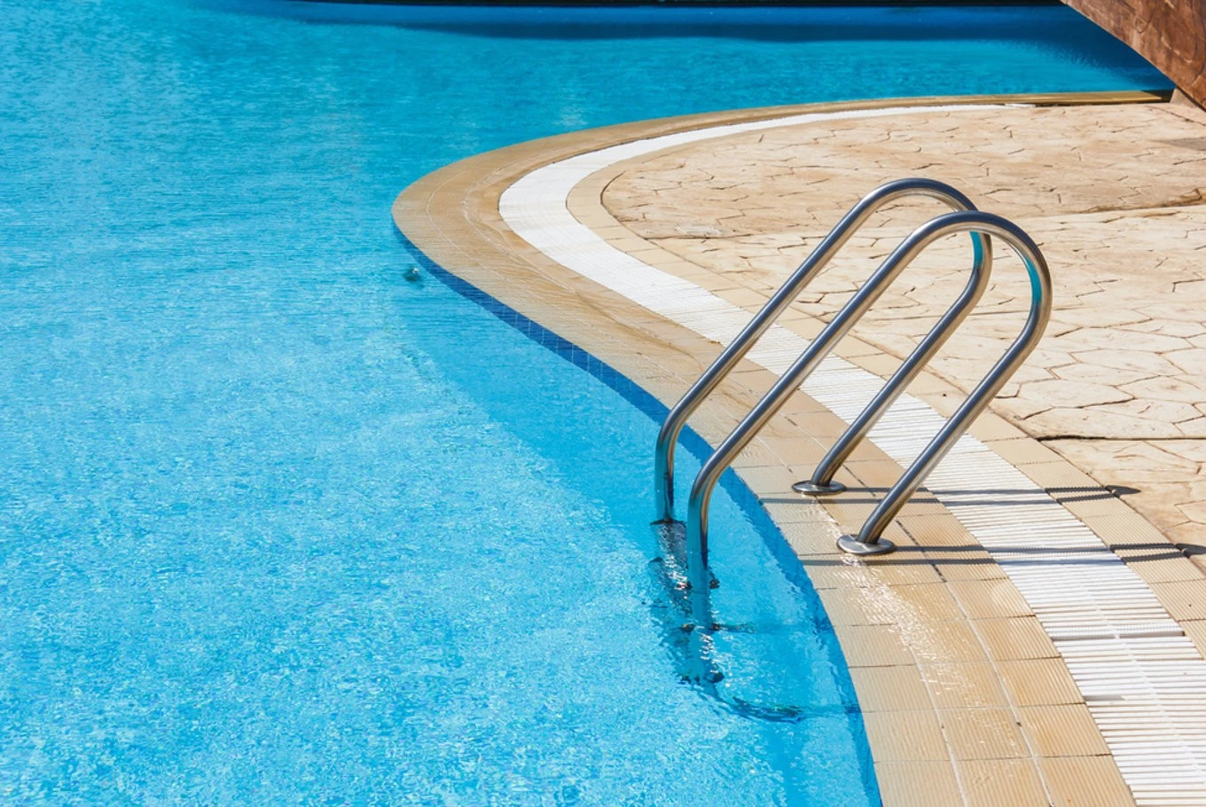 swimming pool contractor in jaipur